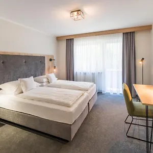 https://hotel-schwan.com-bavaria.com